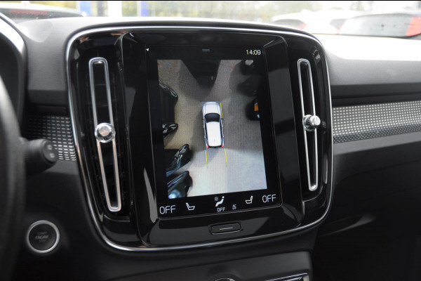Volvo XC40 T5 262PK Automaat Recharge R-Design / BLIS / Stoel - en stuurwielverwarming / Leder met alcantara interieur / Parkeersensoren met 360 camera / Keyless entry / Elektrische stoelen met geheugen / Panoramadak / Harman kardon Volvo XC40 T5 262PK Automaat Recharge R-Design / BLIS / Stoel - en stuurwielverwarming / Leder met alcantara interieur / Parkeersensoren met 360 camera / Keyless entry / Elektrische stoelen met geheugen / Panoramadak / Harman kardon