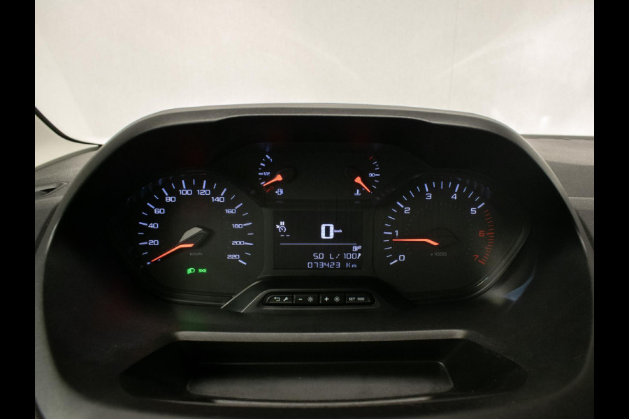 Peugeot Partner 1.5 BlueHDI Premium Sport (CLIMATE,BLUETOOTH,PDC,SCHUIFDEUR,DAB,LED,SPORTSTOELEN,TREKHAAK,NIEUWE APK,NETTE STAAT)
