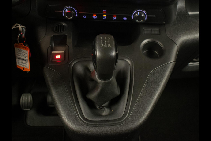 Peugeot Partner 1.5 BlueHDI Premium Sport (CLIMATE,BLUETOOTH,PDC,SCHUIFDEUR,DAB,LED,SPORTSTOELEN,TREKHAAK,NIEUWE APK,NETTE STAAT)
