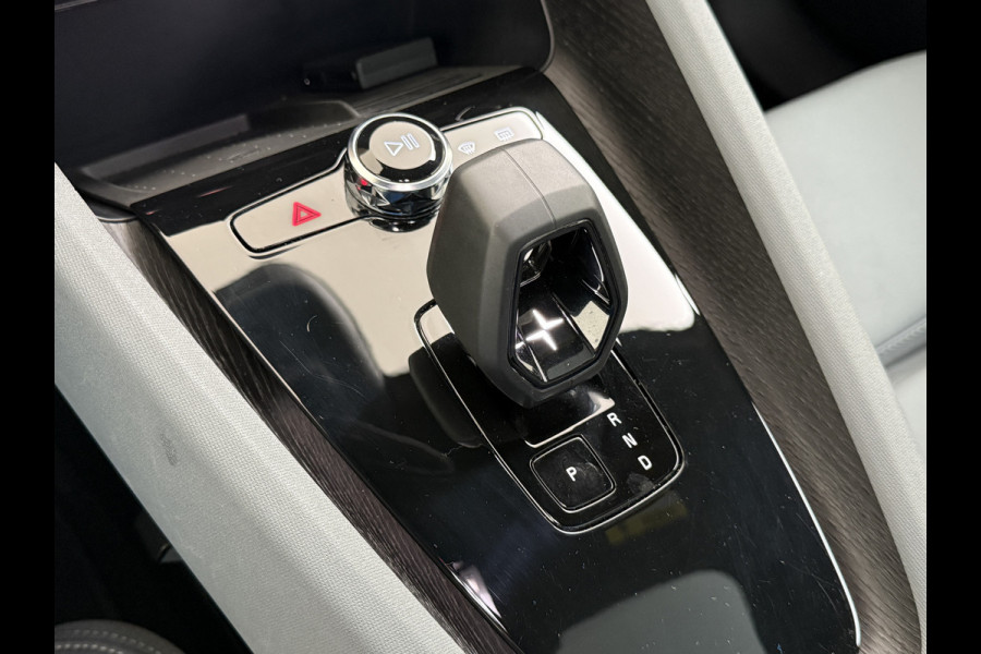 Polestar 2 AUT. 408 pk Long Range Dual Motor SOH 97,5% 78kWh Panorama-Dak Harman&Kardon® Electr.Stoelen Verwarmd+Achterbank+Stuur Adaptive- Verkeersbord detectie Regen-Lichtsensor Virtual-Cockpit Home-Link Bots waarschuwing Autonoom-Rem Lane Assist Keyless Connected 1e Eigenaar Origineel Nederlandse Auto 1.500kg Trekvermogen 660Nm! € 61.000 nieuw!