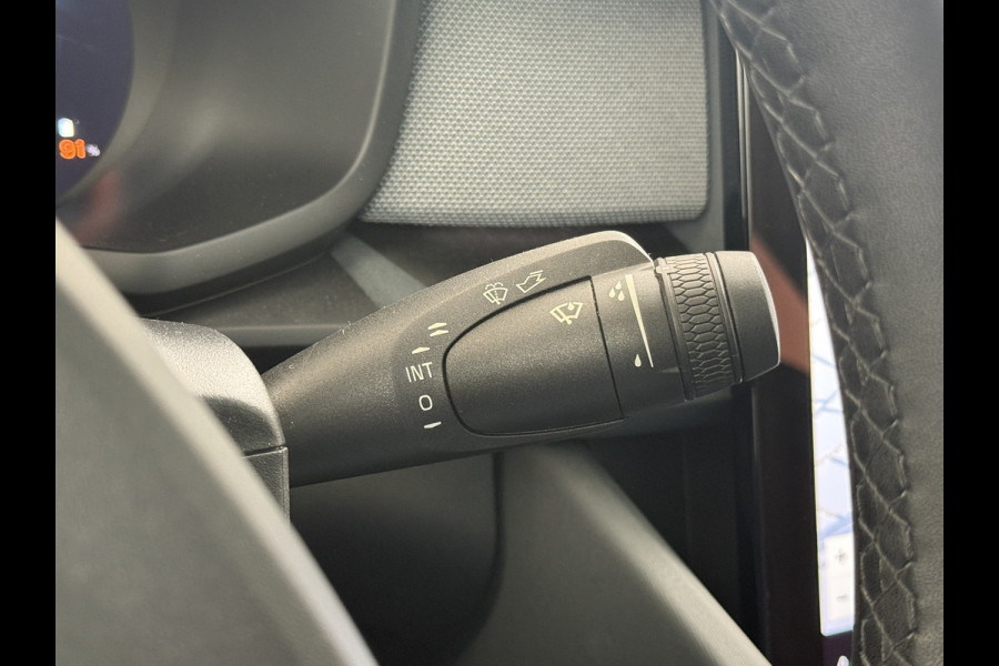 Polestar 2 AUT. 408 pk Long Range Dual Motor SOH 97,5% 78kWh Panorama-Dak Harman&Kardon® Electr.Stoelen Verwarmd+Achterbank+Stuur Adaptive- Verkeersbord detectie Regen-Lichtsensor Virtual-Cockpit Home-Link Bots waarschuwing Autonoom-Rem Lane Assist Keyless Connected 1e Eigenaar Origineel Nederlandse Auto 1.500kg Trekvermogen 660Nm! € 61.000 nieuw!