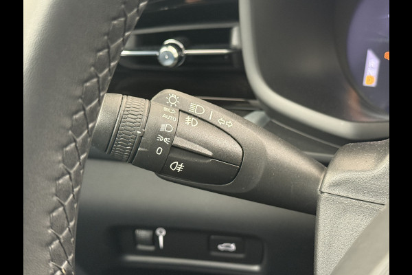 Polestar 2 AUT. 408 pk Long Range Dual Motor SOH 97,5% 78kWh Panorama-Dak Harman&Kardon® Electr.Stoelen Verwarmd+Achterbank+Stuur Adaptive- Verkeersbord detectie Regen-Lichtsensor Virtual-Cockpit Home-Link Bots waarschuwing Autonoom-Rem Lane Assist Keyless Connected 1e Eigenaar Origineel Nederlandse Auto 1.500kg Trekvermogen 660Nm! € 61.000 nieuw!