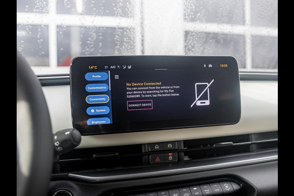 Fiat 600E La Prima 54 kWh | Carplay | Elek. Stoel | Stoelverwarming | Keyless | LED | Clima Fiat 600E La Prima 54 kWh | Carplay | Elek. Stoel | Stoelverwarming | Keyless | LED | Clima