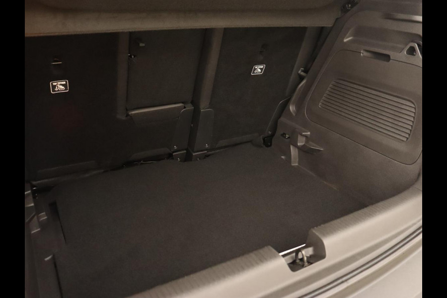 Opel Crossland X 1.2 Turbo Innovation | 44.100km NAP | Stoelverwarming | Camera | Trekhaak | Carplay | Dodehoek detectie | Navigatie | Keyless | Climate control | Cruise control | Park Assist | Full LED