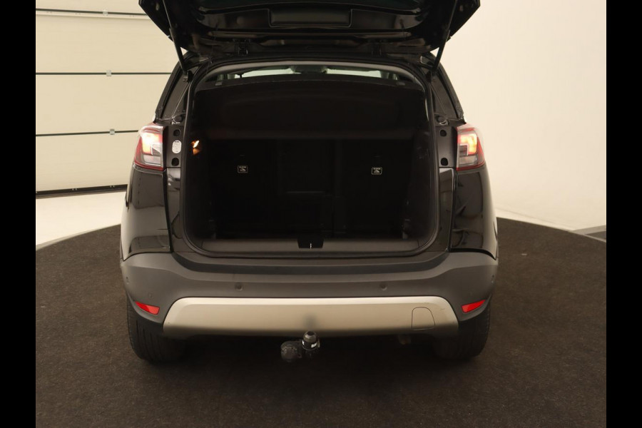Opel Crossland X 1.2 Turbo Innovation | 44.100km NAP | Stoelverwarming | Camera | Trekhaak | Carplay | Dodehoek detectie | Navigatie | Keyless | Climate control | Cruise control | Park Assist | Full LED
