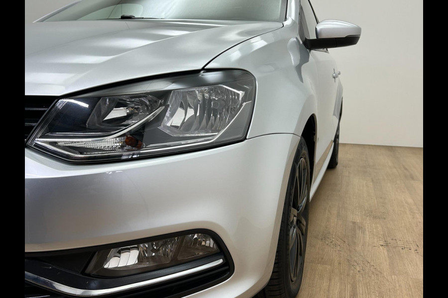Volkswagen Polo Occasion 1.2 TSI Comfortline | Grijs | Airco | Tweedehands Volkswagen Polo | Zwarte velgen | Carplay