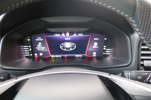 Škoda Karoq 1.5 TSI ACT 150pk Sportline Business Stoelverwarming , Led verlichting , DAB+ radio , Carplay ,Canton sound systeem, Achteruitrijcamera , Parkeersensoren ,Electr. achterklep ,etc. Škoda Karoq 1.5 TSI ACT 150pk Sportline Business Stoelverwarming , Led verlichting , DAB+ radio , Carplay ,Canton sound systeem, Achteruitrijcamera , Parkeersensoren ,Electr. achterklep ,etc.