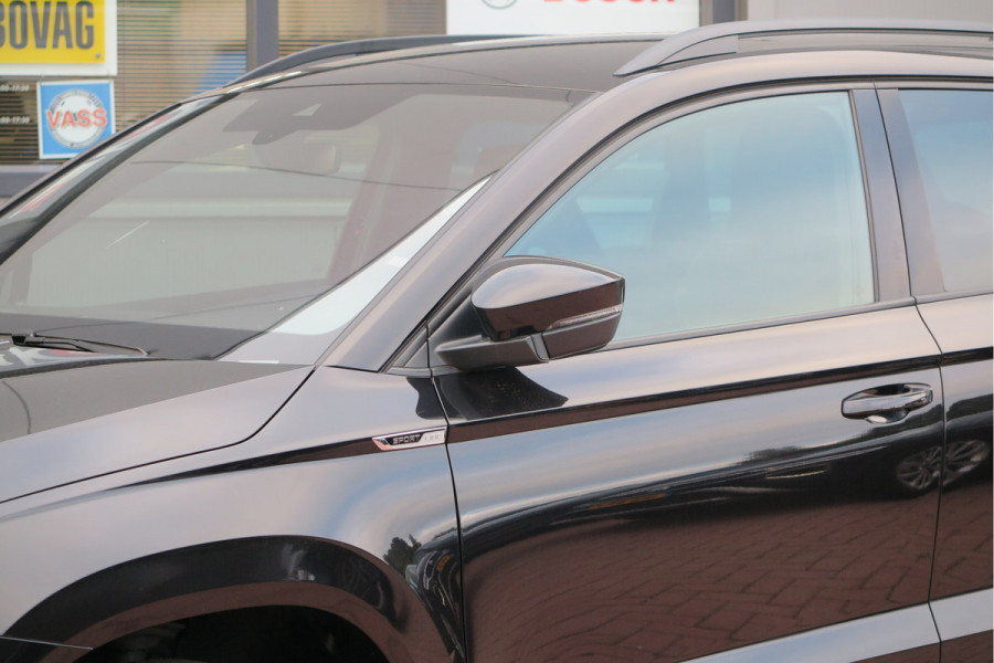 Škoda Karoq 1.5 TSI ACT 150pk Sportline Business Stoelverwarming , Led verlichting , DAB+ radio , Carplay ,Canton sound systeem, Achteruitrijcamera , Parkeersensoren ,Electr. achterklep ,etc. Škoda Karoq 1.5 TSI ACT 150pk Sportline Business Stoelverwarming , Led verlichting , DAB+ radio , Carplay ,Canton sound systeem, Achteruitrijcamera , Parkeersensoren ,Electr. achterklep ,etc.