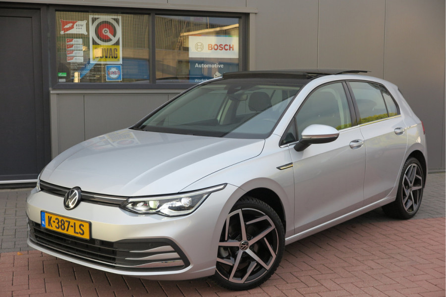 Volkswagen Golf 1.5 eTSI 150pk DSG 1st Edition ,. Pano, Virtual cockpit, LED verl. Electr. bestuurdersstoel met massage , Navigatie , DAB+ Carplay,  Stoelverw etc. Volkswagen Golf 1.5 eTSI 150pk DSG 1st Edition ,. Pano, Virtual cockpit, LED verl. Electr. bestuurdersstoel met massage , Navigatie , DAB+ Carplay,  Stoelverw etc.