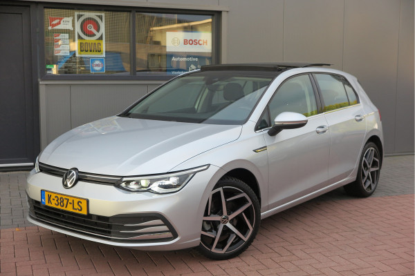 Volkswagen Golf 1.5 eTSI 150pk DSG 1st Edition ,. Pano, Virtual cockpit, LED verl. Electr. bestuurdersstoel met massage , Navigatie , DAB+ Carplay,  Stoelverw etc. Volkswagen Golf 1.5 eTSI 150pk DSG 1st Edition ,. Pano, Virtual cockpit, LED verl. Electr. bestuurdersstoel met massage , Navigatie , DAB+ Carplay,  Stoelverw etc.