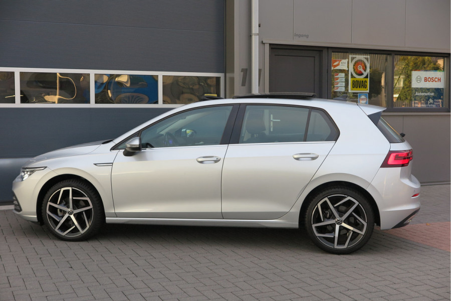 Volkswagen Golf 1.5 eTSI 150pk DSG 1st Edition ,. Pano, Virtual cockpit, LED verl. Electr. bestuurdersstoel met massage , Navigatie , DAB+ Carplay,  Stoelverw etc. Volkswagen Golf 1.5 eTSI 150pk DSG 1st Edition ,. Pano, Virtual cockpit, LED verl. Electr. bestuurdersstoel met massage , Navigatie , DAB+ Carplay,  Stoelverw etc.