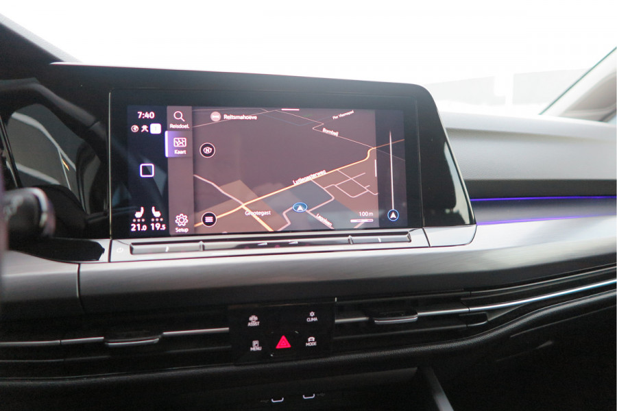 Volkswagen Golf 1.5 eTSI 150pk DSG 1st Edition ,. Pano, Virtual cockpit, LED verl. Electr. bestuurdersstoel met massage , Navigatie , DAB+ Carplay,  Stoelverw etc. Volkswagen Golf 1.5 eTSI 150pk DSG 1st Edition ,. Pano, Virtual cockpit, LED verl. Electr. bestuurdersstoel met massage , Navigatie , DAB+ Carplay,  Stoelverw etc.