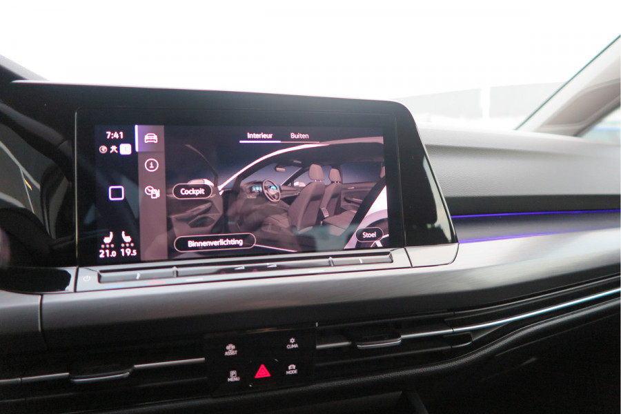 Volkswagen Golf 1.5 eTSI 150pk DSG 1st Edition ,. Pano, Virtual cockpit, LED verl. Electr. bestuurdersstoel met massage , Navigatie , DAB+ Carplay,  Stoelverw etc. Volkswagen Golf 1.5 eTSI 150pk DSG 1st Edition ,. Pano, Virtual cockpit, LED verl. Electr. bestuurdersstoel met massage , Navigatie , DAB+ Carplay,  Stoelverw etc.