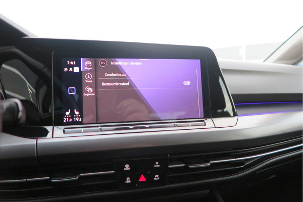 Volkswagen Golf 1.5 eTSI 150pk DSG 1st Edition ,. Pano, Virtual cockpit, LED verl. Electr. bestuurdersstoel met massage , Navigatie , DAB+ Carplay,  Stoelverw etc. Volkswagen Golf 1.5 eTSI 150pk DSG 1st Edition ,. Pano, Virtual cockpit, LED verl. Electr. bestuurdersstoel met massage , Navigatie , DAB+ Carplay,  Stoelverw etc.