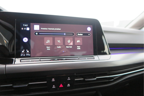 Volkswagen Golf 1.5 eTSI 150pk DSG 1st Edition ,. Pano, Virtual cockpit, LED verl. Electr. bestuurdersstoel met massage , Navigatie , DAB+ Carplay,  Stoelverw etc. Volkswagen Golf 1.5 eTSI 150pk DSG 1st Edition ,. Pano, Virtual cockpit, LED verl. Electr. bestuurdersstoel met massage , Navigatie , DAB+ Carplay,  Stoelverw etc.