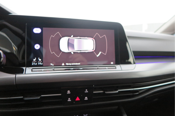 Volkswagen Golf 1.5 eTSI 150pk DSG 1st Edition ,. Pano, Virtual cockpit, LED verl. Electr. bestuurdersstoel met massage , Navigatie , DAB+ Carplay,  Stoelverw etc. Volkswagen Golf 1.5 eTSI 150pk DSG 1st Edition ,. Pano, Virtual cockpit, LED verl. Electr. bestuurdersstoel met massage , Navigatie , DAB+ Carplay,  Stoelverw etc.