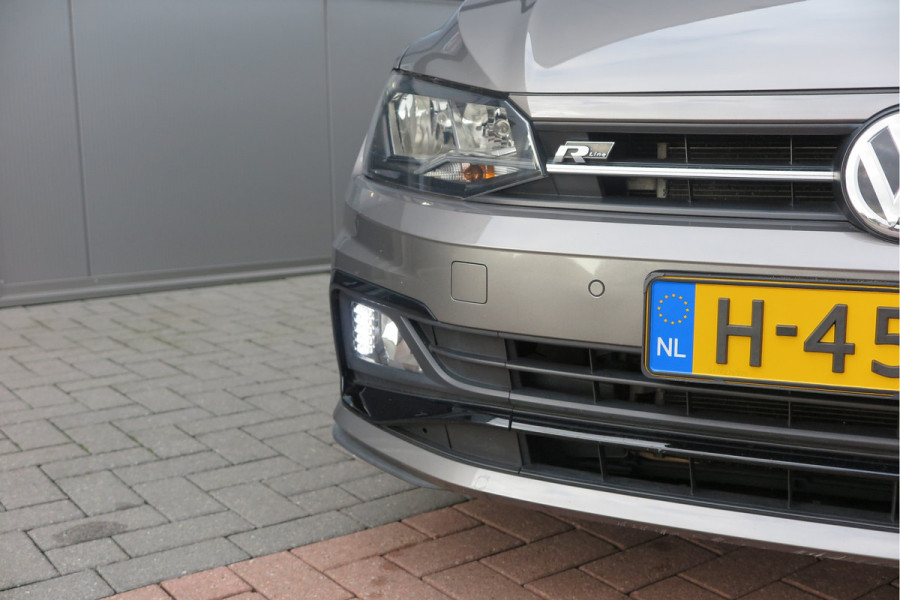 Volkswagen Polo 1.0 TSI 85kw 116pk Highline Business 2xR-Line , Beats audio , PDC, Navi, Carplay, LMV, Cruisecontrol. dealer onderhouden.