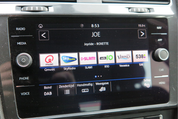 Volkswagen Golf 1.0 TSI 85kw 116pk Comfortline ,6 bak, Adaptive cruise,Carplay, LMV,Parkeersensoren, Navi , Stuurwiel multifunctioneel, etc.