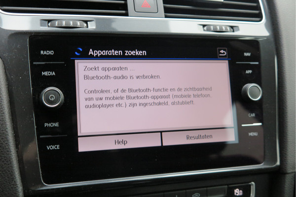 Volkswagen Golf 1.0 TSI 85kw 116pk Comfortline ,6 bak, Adaptive cruise,Carplay, LMV,Parkeersensoren, Navi , Stuurwiel multifunctioneel, etc.