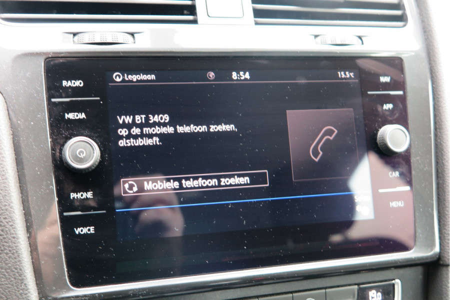 Volkswagen Golf 1.0 TSI 85kw 116pk Comfortline ,6 bak, Adaptive cruise,Carplay, LMV,Parkeersensoren, Navi , Stuurwiel multifunctioneel, etc.