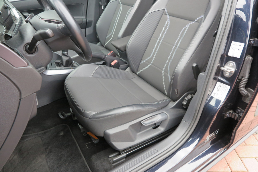 Volkswagen Polo 1.0 TSI 85kw 116pk Highline R-Line , Panoramadak, Led , PDC, Cruise, Carplay , Achteruitrijcamera , Sportstoelen , Actieve demping .DAB+, etc . Volkswagen Polo 1.0 TSI 85kw 116pk Highline R-Line , Panoramadak, Led , PDC, Cruise, Carplay , Achteruitrijcamera , Sportstoelen , Actieve demping .DAB+, etc .