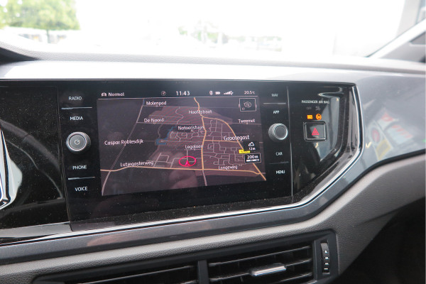 Volkswagen Polo 1.0 TSI 85kw 116pk Highline R-Line , Panoramadak, Led , PDC, Cruise, Carplay , Achteruitrijcamera , Sportstoelen , Actieve demping .DAB+, etc . Volkswagen Polo 1.0 TSI 85kw 116pk Highline R-Line , Panoramadak, Led , PDC, Cruise, Carplay , Achteruitrijcamera , Sportstoelen , Actieve demping .DAB+, etc .