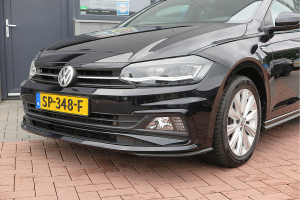 Volkswagen Polo 1.0 TSI 85kw 116pk Highline R-Line , Panoramadak, Led , PDC, Cruise, Carplay , Achteruitrijcamera , Sportstoelen , Actieve demping .DAB+, etc . Volkswagen Polo 1.0 TSI 85kw 116pk Highline R-Line , Panoramadak, Led , PDC, Cruise, Carplay , Achteruitrijcamera , Sportstoelen , Actieve demping .DAB+, etc .