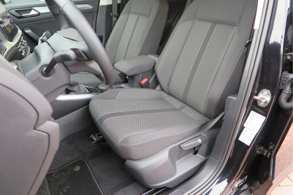 Volkswagen T-Roc 1.5 TSI 150pk DSG Life Edition, Camera,Navigatie,Virtual cockpit, ACC, Carplay ,Keyless ,Led verlichting ,Stoelverwarming, Schakelmogelijkheid stuurwiel, etc. slechts 3000km! Fabrieksgarantie t/m 02-2027. Volkswagen T-Roc 1.5 TSI 150pk DSG Life Edition, Camera,Navigatie,Virtual cockpit, ACC, Carplay ,Keyless ,Led verlichting ,Stoelverwarming, Schakelmogelijkheid stuurwiel, etc. slechts 3000km! Fabrieksgarantie t/m 02-2027.