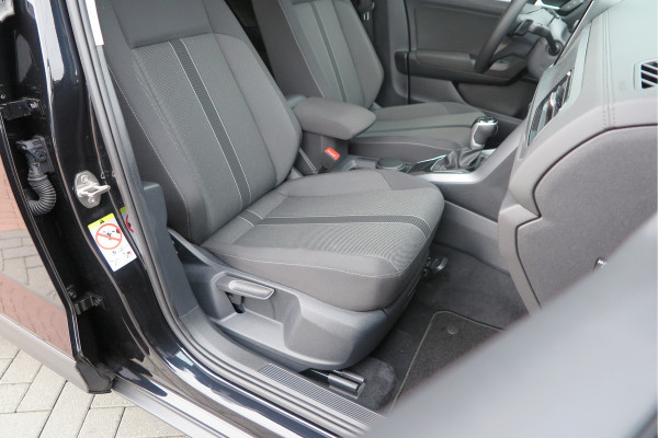 Volkswagen T-Roc 1.5 TSI 150pk DSG Life Edition, Camera,Navigatie,Virtual cockpit, ACC, Carplay ,Keyless ,Led verlichting ,Stoelverwarming, Schakelmogelijkheid stuurwiel, etc. slechts 3000km! Fabrieksgarantie t/m 02-2027. Volkswagen T-Roc 1.5 TSI 150pk DSG Life Edition, Camera,Navigatie,Virtual cockpit, ACC, Carplay ,Keyless ,Led verlichting ,Stoelverwarming, Schakelmogelijkheid stuurwiel, etc. slechts 3000km! Fabrieksgarantie t/m 02-2027.