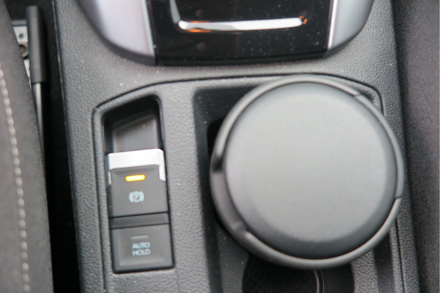 Volkswagen T-Roc 1.5 TSI 150pk DSG Life Edition, Camera,Navigatie,Virtual cockpit, ACC, Carplay ,Keyless ,Led verlichting ,Stoelverwarming, Schakelmogelijkheid stuurwiel, etc. slechts 3000km! Fabrieksgarantie t/m 02-2027. Volkswagen T-Roc 1.5 TSI 150pk DSG Life Edition, Camera,Navigatie,Virtual cockpit, ACC, Carplay ,Keyless ,Led verlichting ,Stoelverwarming, Schakelmogelijkheid stuurwiel, etc. slechts 3000km! Fabrieksgarantie t/m 02-2027.