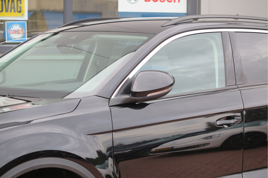 Volkswagen T-Roc 1.5 TSI 150pk DSG Life Edition, Camera,Navigatie,Virtual cockpit, ACC, Carplay ,Keyless ,Led verlichting ,Stoelverwarming, Schakelmogelijkheid stuurwiel, etc. slechts 3000km! Fabrieksgarantie t/m 02-2027. Volkswagen T-Roc 1.5 TSI 150pk DSG Life Edition, Camera,Navigatie,Virtual cockpit, ACC, Carplay ,Keyless ,Led verlichting ,Stoelverwarming, Schakelmogelijkheid stuurwiel, etc. slechts 3000km! Fabrieksgarantie t/m 02-2027.