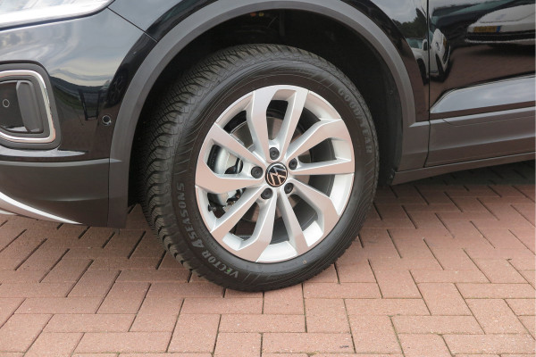 Volkswagen T-Roc 1.5 TSI 150pk DSG Life Edition, Camera,Navigatie,Virtual cockpit, ACC, Carplay ,Keyless ,Led verlichting ,Stoelverwarming, Schakelmogelijkheid stuurwiel, etc. slechts 3000km! Fabrieksgarantie t/m 02-2027. Volkswagen T-Roc 1.5 TSI 150pk DSG Life Edition, Camera,Navigatie,Virtual cockpit, ACC, Carplay ,Keyless ,Led verlichting ,Stoelverwarming, Schakelmogelijkheid stuurwiel, etc. slechts 3000km! Fabrieksgarantie t/m 02-2027.