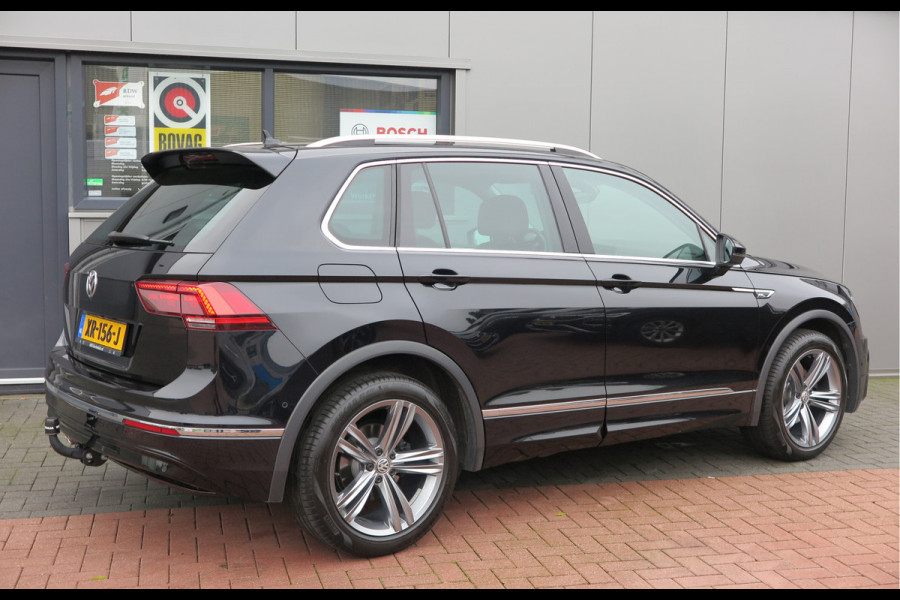 Volkswagen Tiguan 1.5 TSI 150pk DSG ACT R-Line Highline Virtual cockpit,  Led ,Stoelverwarming , PDC , Achterruitrijcamera , Adaptive cruise , Parkeerhulp , Trekhaak , Carplay ,etc. Volkswagen Tiguan 1.5 TSI 150pk DSG ACT R-Line Highline Virtual cockpit,  Led ,Stoelverwarming , PDC , Achterruitrijcamera , Adaptive cruise , Parkeerhulp , Trekhaak , Carplay ,etc.