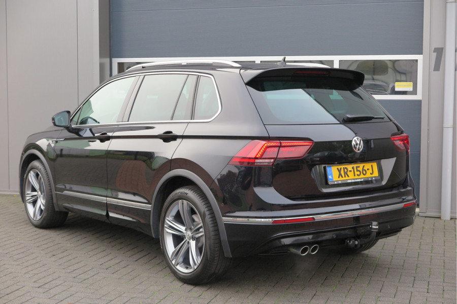 Volkswagen Tiguan 1.5 TSI 150pk DSG ACT R-Line Highline Virtual cockpit,  Led ,Stoelverwarming , PDC , Achterruitrijcamera , Adaptive cruise , Parkeerhulp , Trekhaak , Carplay ,etc. Volkswagen Tiguan 1.5 TSI 150pk DSG ACT R-Line Highline Virtual cockpit,  Led ,Stoelverwarming , PDC , Achterruitrijcamera , Adaptive cruise , Parkeerhulp , Trekhaak , Carplay ,etc.