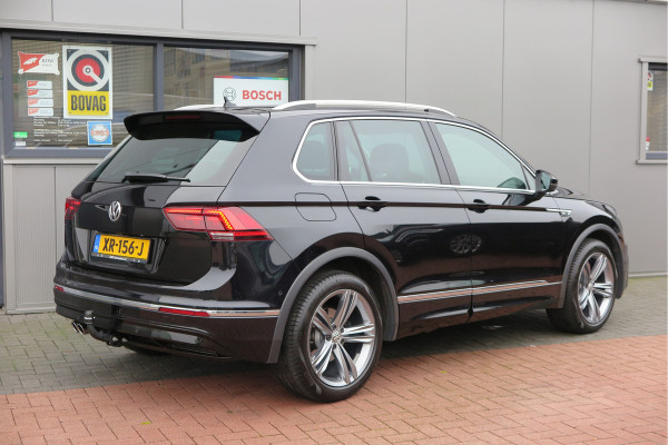 Volkswagen Tiguan 1.5 TSI 150pk DSG ACT R-Line Highline Virtual cockpit,  Led ,Stoelverwarming , PDC , Achterruitrijcamera , Adaptive cruise , Parkeerhulp , Trekhaak , Carplay ,etc. Volkswagen Tiguan 1.5 TSI 150pk DSG ACT R-Line Highline Virtual cockpit,  Led ,Stoelverwarming , PDC , Achterruitrijcamera , Adaptive cruise , Parkeerhulp , Trekhaak , Carplay ,etc.