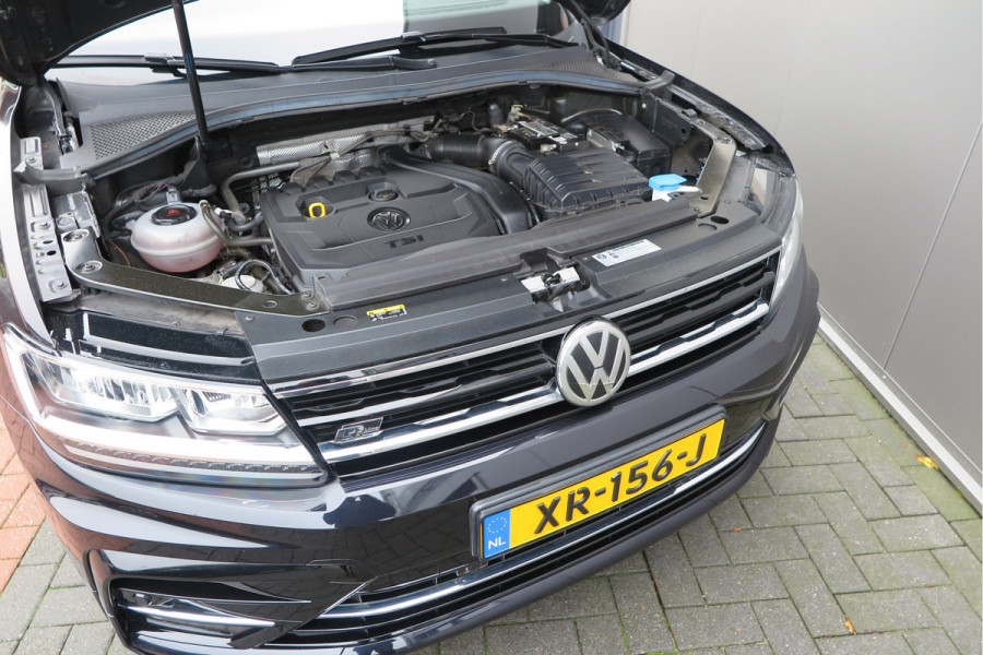 Volkswagen Tiguan 1.5 TSI 150pk DSG ACT R-Line Highline Virtual cockpit,  Led ,Stoelverwarming , PDC , Achterruitrijcamera , Adaptive cruise , Parkeerhulp , Trekhaak , Carplay ,etc. Volkswagen Tiguan 1.5 TSI 150pk DSG ACT R-Line Highline Virtual cockpit,  Led ,Stoelverwarming , PDC , Achterruitrijcamera , Adaptive cruise , Parkeerhulp , Trekhaak , Carplay ,etc.