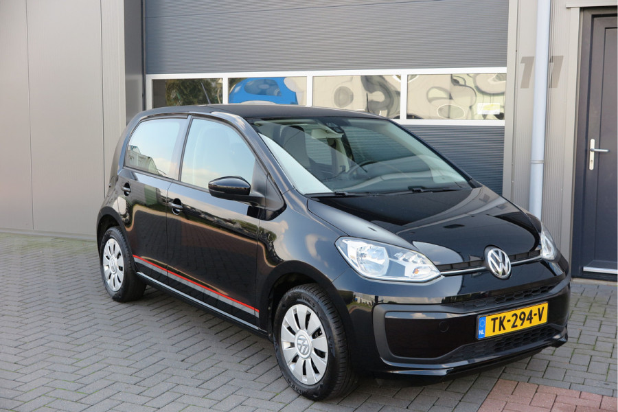 Volkswagen up! 1.0 BMT 60pk move up! , DAB+ radio, Maps&More , Airco , etc Cruisecontrol tegen €550,- meerprijs .
