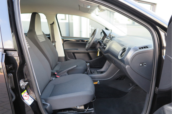 Volkswagen up! 1.0 BMT 60pk move up! , DAB+ radio, Maps&More , Airco , etc Cruisecontrol tegen €550,- meerprijs .