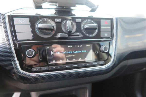 Volkswagen up! 1.0 BMT 60pk move up! , DAB+ radio, Maps&More , Airco , etc Cruisecontrol tegen €550,- meerprijs .
