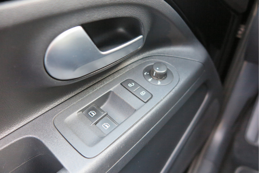 Volkswagen up! 1.0 BMT 60pk move up! , DAB+ radio, Maps&More , Airco , etc Cruisecontrol tegen €550,- meerprijs .