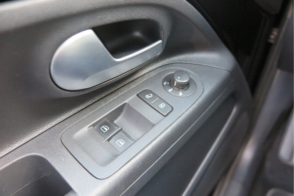 Volkswagen up! 1.0 BMT 60pk move up! , DAB+ radio, Maps&More , Airco , etc Cruisecontrol tegen €550,- meerprijs .