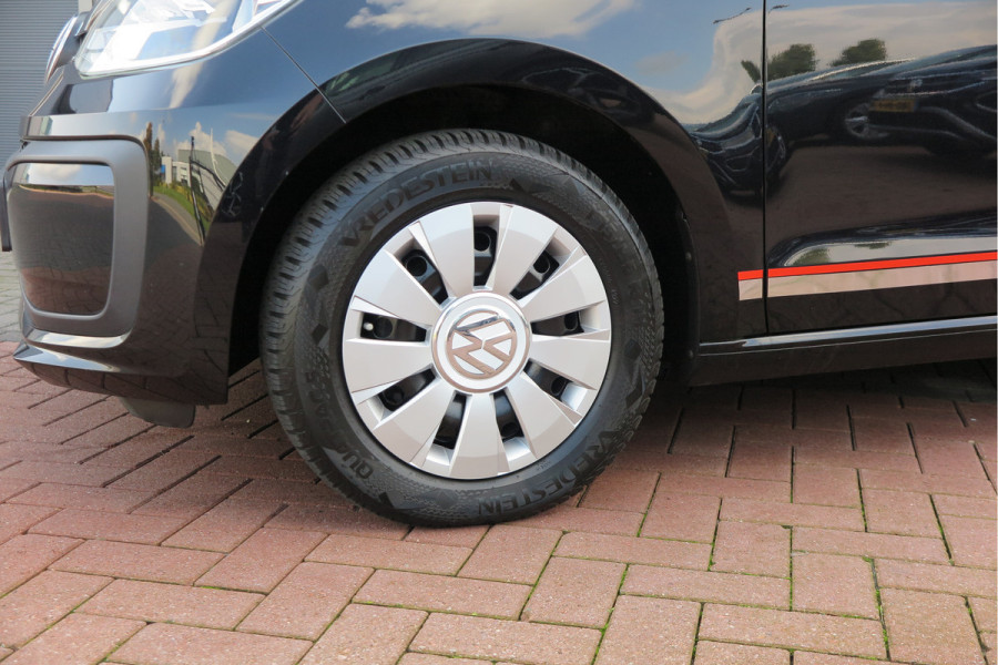 Volkswagen up! 1.0 BMT 60pk move up! , DAB+ radio, Maps&More , Airco , etc Cruisecontrol tegen €550,- meerprijs .