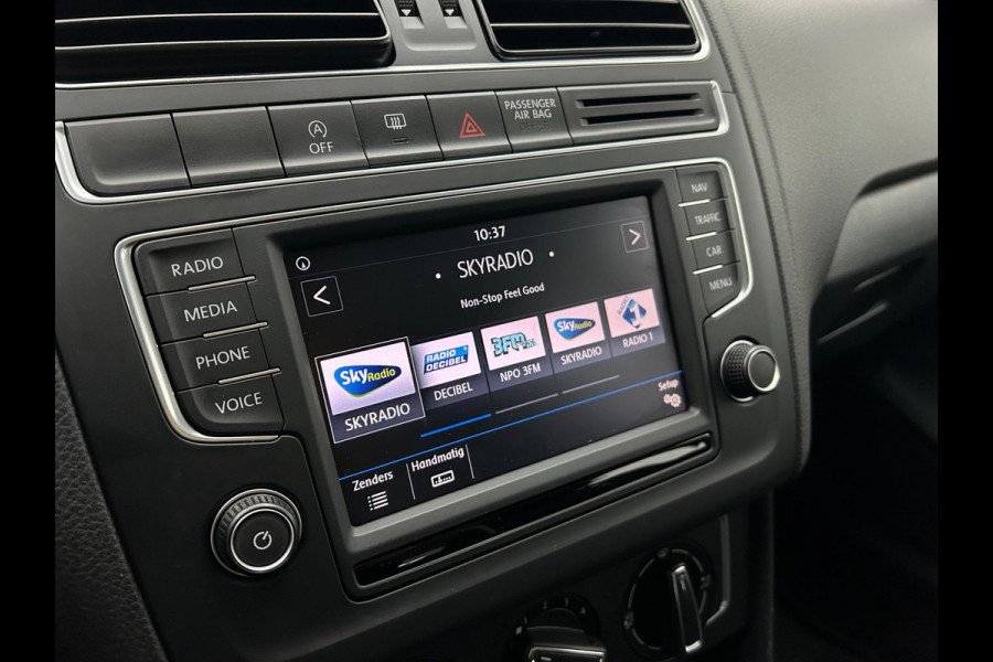 Volkswagen Polo Occasion 1.2 TSI Comfortline | Grijs | Airco | Tweedehands Volkswagen Polo | Zwarte velgen | Carplay