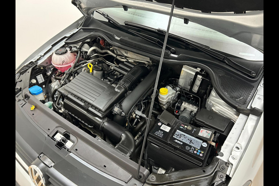 Volkswagen Polo Occasion 1.2 TSI Comfortline | Grijs | Airco | Tweedehands Volkswagen Polo | Zwarte velgen | Carplay
