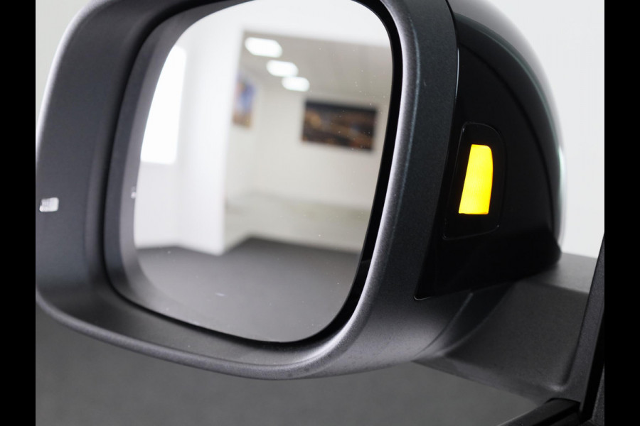 Volkswagen ID. Buzz Cargo 77 kWh 204 pk | Navigatie via App | Trekhaak (wegklapbaar) | Parkeersensoren | Achteruitrijcamera | Stoelverwarming | Volkswagen ID. Buzz Cargo 77 kWh 204 pk | Navigatie via App | Trekhaak (wegklapbaar) | Parkeersensoren | Achteruitrijcamera | Stoelverwarming |