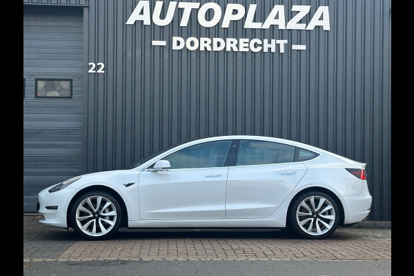 Tesla Model 3 Long Range AWD 75 kWh SOH 91%  TREKHAAK Tesla Model 3 Long Range AWD 75 kWh SOH 91%  TREKHAAK