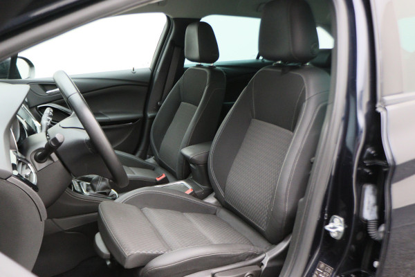 Opel Astra Sports Tourer 1.4 Innovation Climate, Camera, Cruise, LED, Apple Carplay, Rijstrooksensor, PDC, 16''