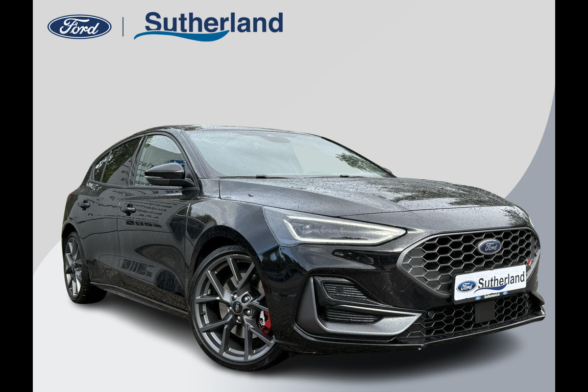Ford Focus 2.3 EcoBoost ST-X | 280pk | Winter Pack | Achteruitrijcamera | Head up Display | AGR-Stoelen | Sper Differentieel Ford Focus 2.3 EcoBoost ST-X | 280pk | Winter Pack | Achteruitrijcamera | Head up Display | AGR-Stoelen | Sper Differentieel
