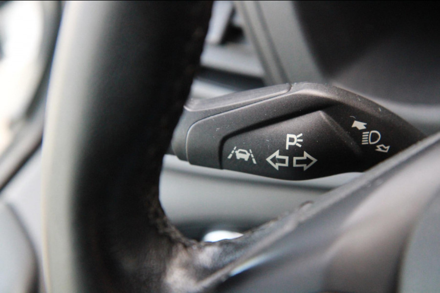 Ford Transit Custom 300 2.0 TDCI L2H1 Trend / Camera / Sync 3 / Dealer onderhouden