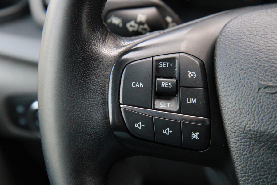 Ford Transit Custom 300 2.0 TDCI L2H1 Trend / Camera / Sync 3 / Dealer onderhouden